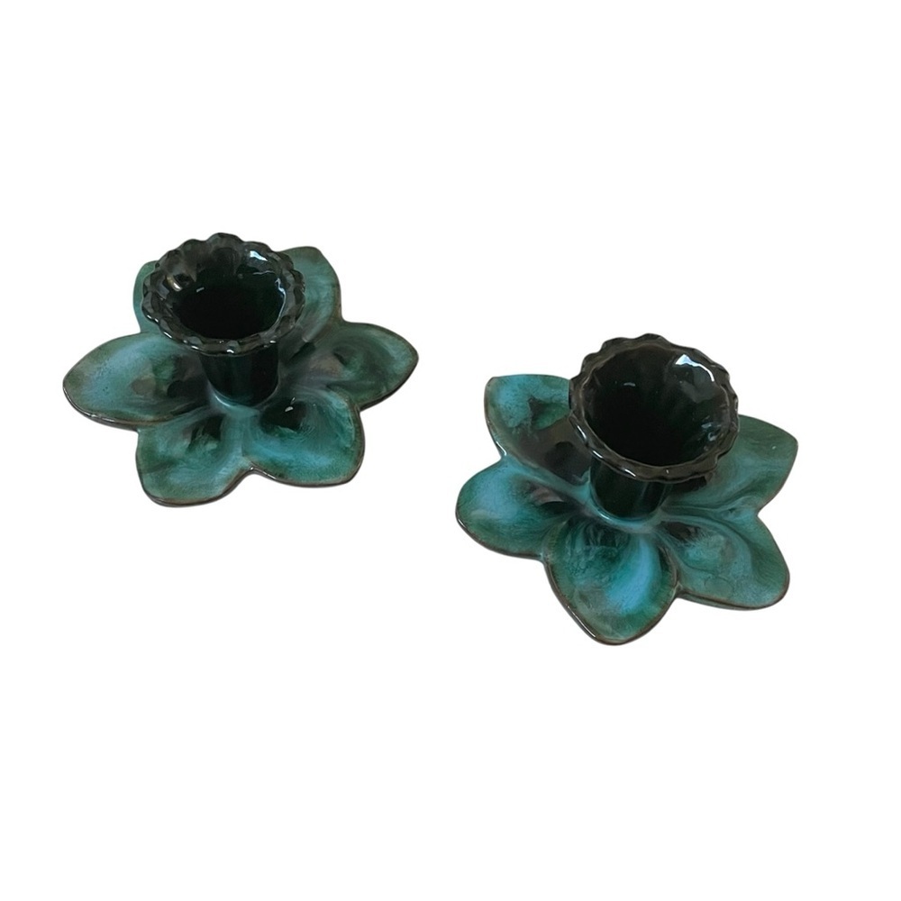 2 BLUE MOUNTAIN POTTERY Canada Vintage Handmade Flower Candlestick Holders Set